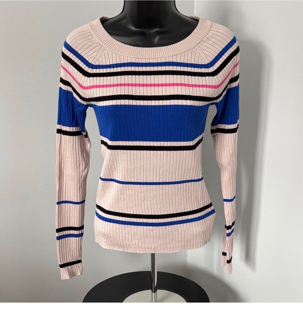 Express Ribbed Sweater - Medium